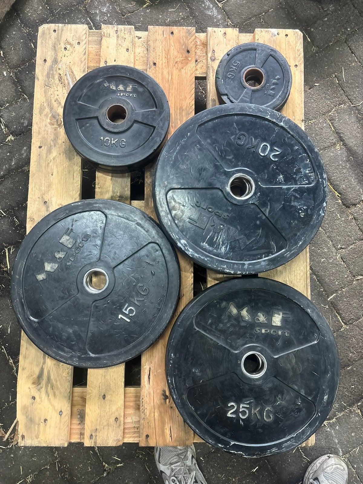 190 kg M&F bumperplates - extra dun, Sport en Fitness, Ophalen, Zo goed als nieuw