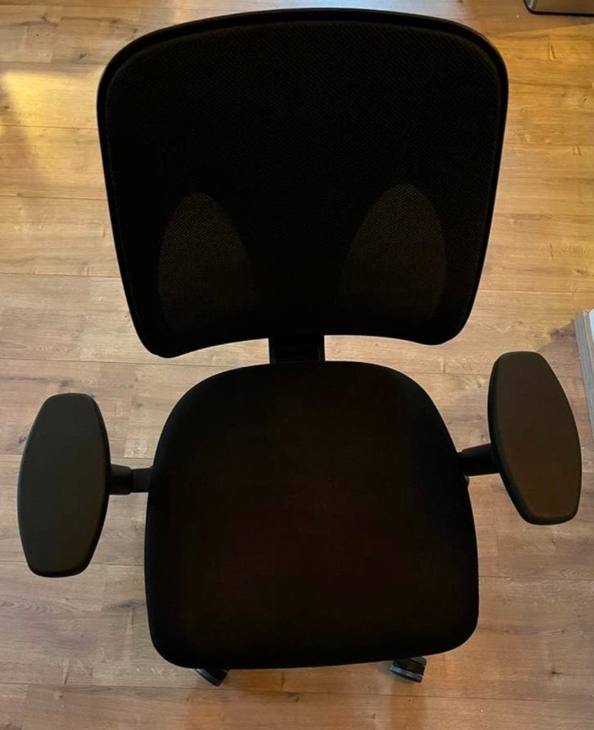 Giroflex 353 Ergonomische bureaustoel, Ophalen, Gaming bureaustoel, Zwart, Zo goed als nieuw