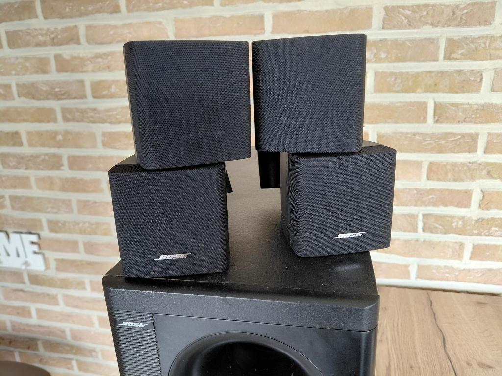LUIDSPREKERS BOSE, Audio, Tv en Foto, Luidsprekerboxen, Ophalen, Zo goed als nieuw, Bose