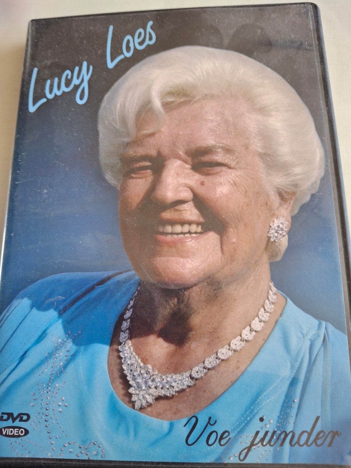 lucy loes, CD & DVD, Enlèvement ou Envoi