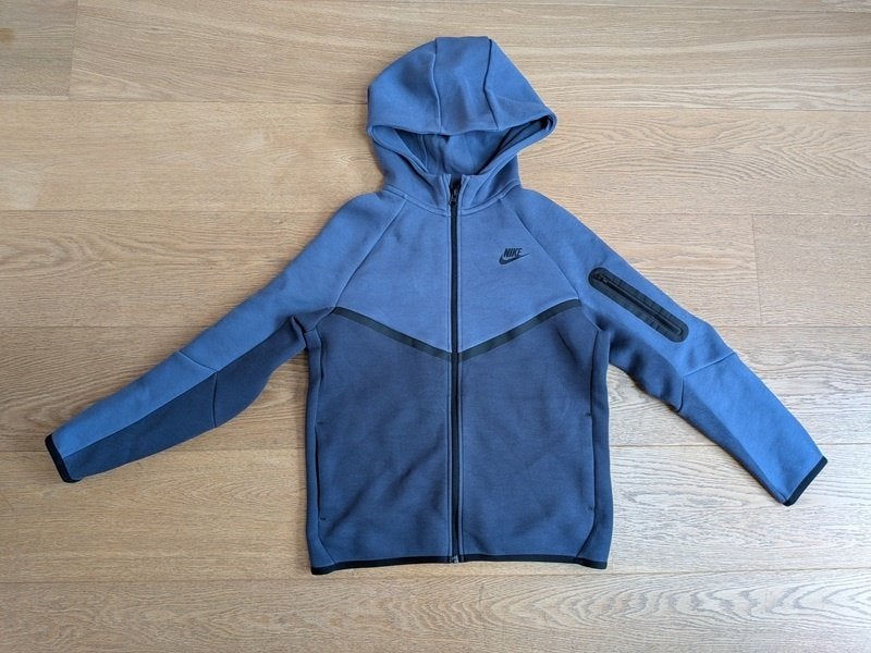 Nike Tech Fleece - sweat à capuche zippé - taille 158 13 ans, Ophalen, Zo goed als nieuw
