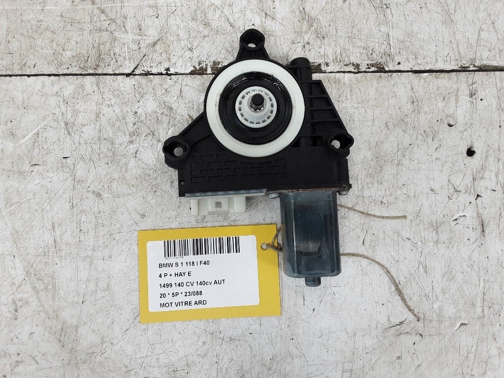 MOTEUR LEVE VITRE ELECTRIQUE ARRIÈRE DROIT 1 serie (F40), Utilisé, Petuelring 130
80809  München, DE, Arrière, BMW