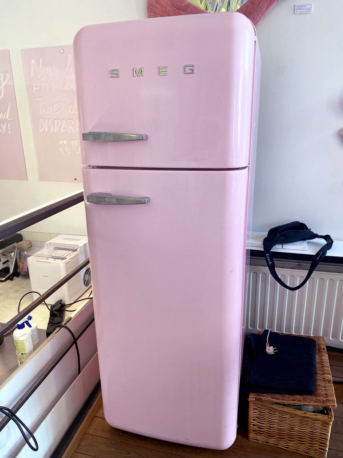 Frigo smeg., Enlèvement, Ne fonctionne pas