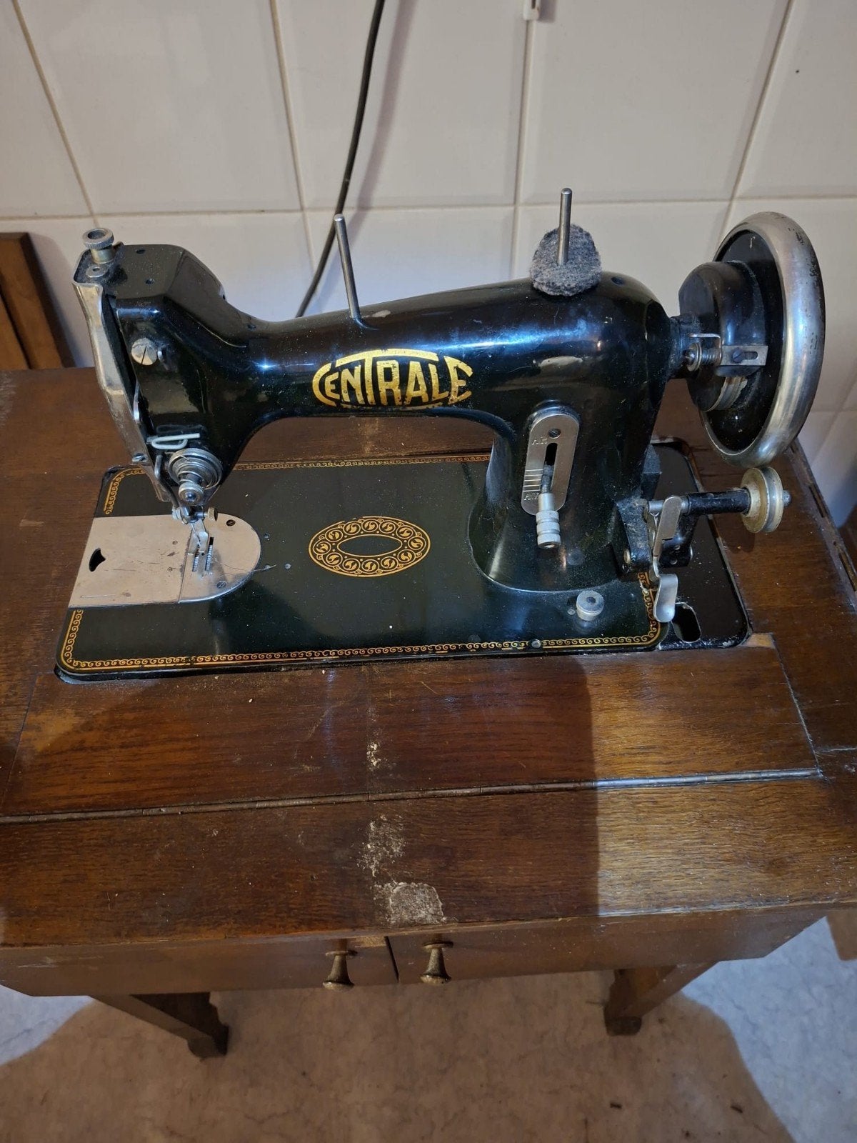 oude naaimachine, Ophalen
