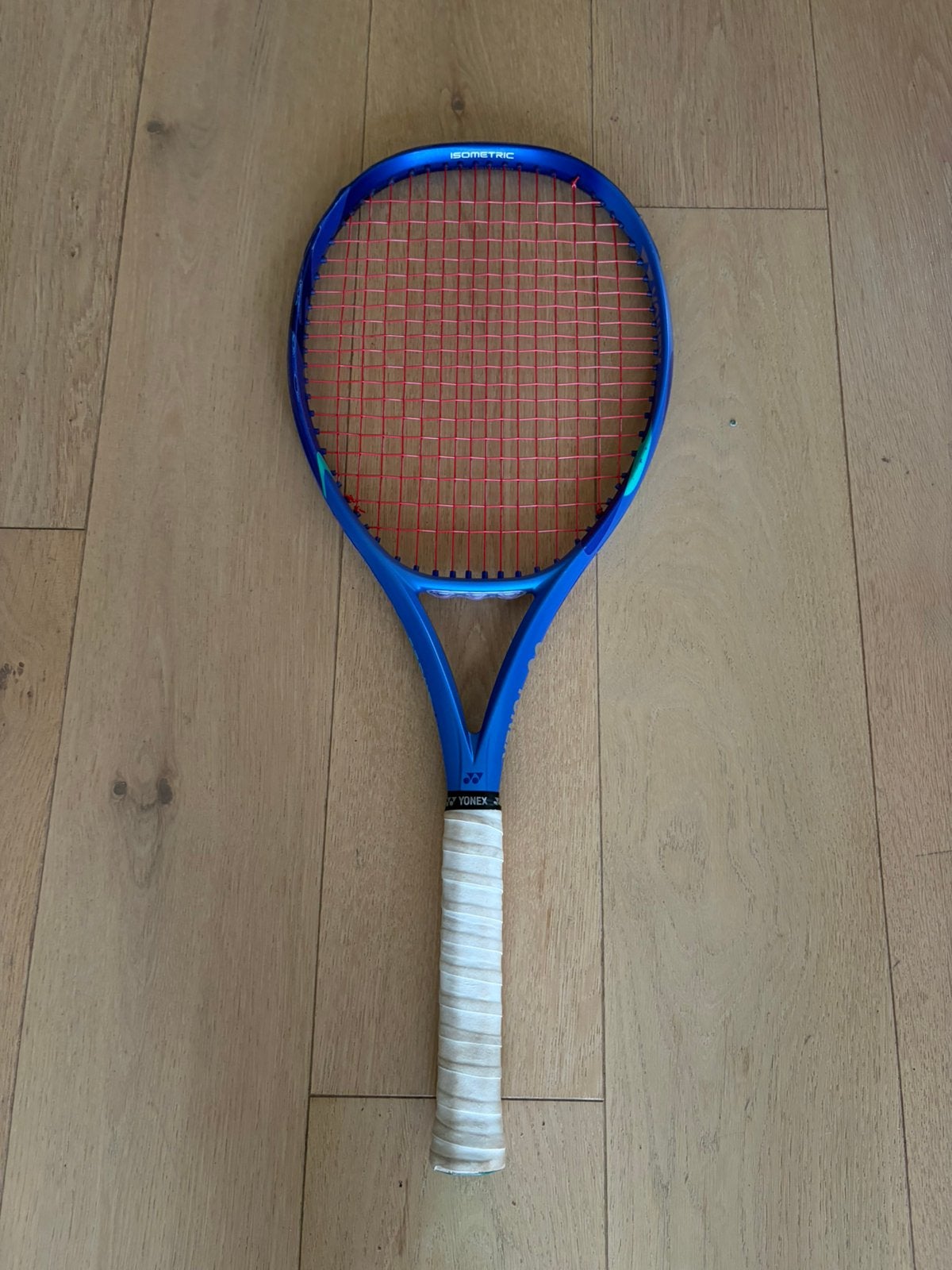 Yonex Ezone 2025 - 300 grammes - Poignée taille 2, Sports & Fitness, L2, Autres marques, Enlèvement ou Envoi, Raquette