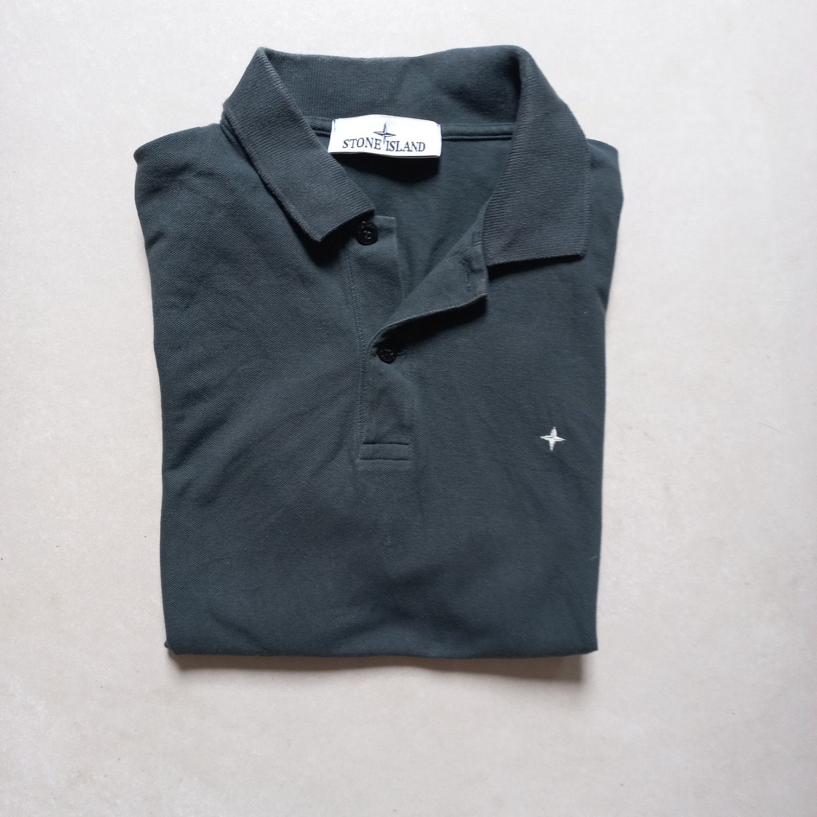 Stijlvolle donkergrijs / groene polo Stone Island maat S, Verzenden, Maat 46 (S) of kleiner, Groen, Stone Island