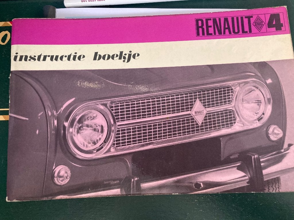 Renault 4 handleiding, Auto diversen, Handleidingen en Instructieboekjes, Ophalen of Verzenden