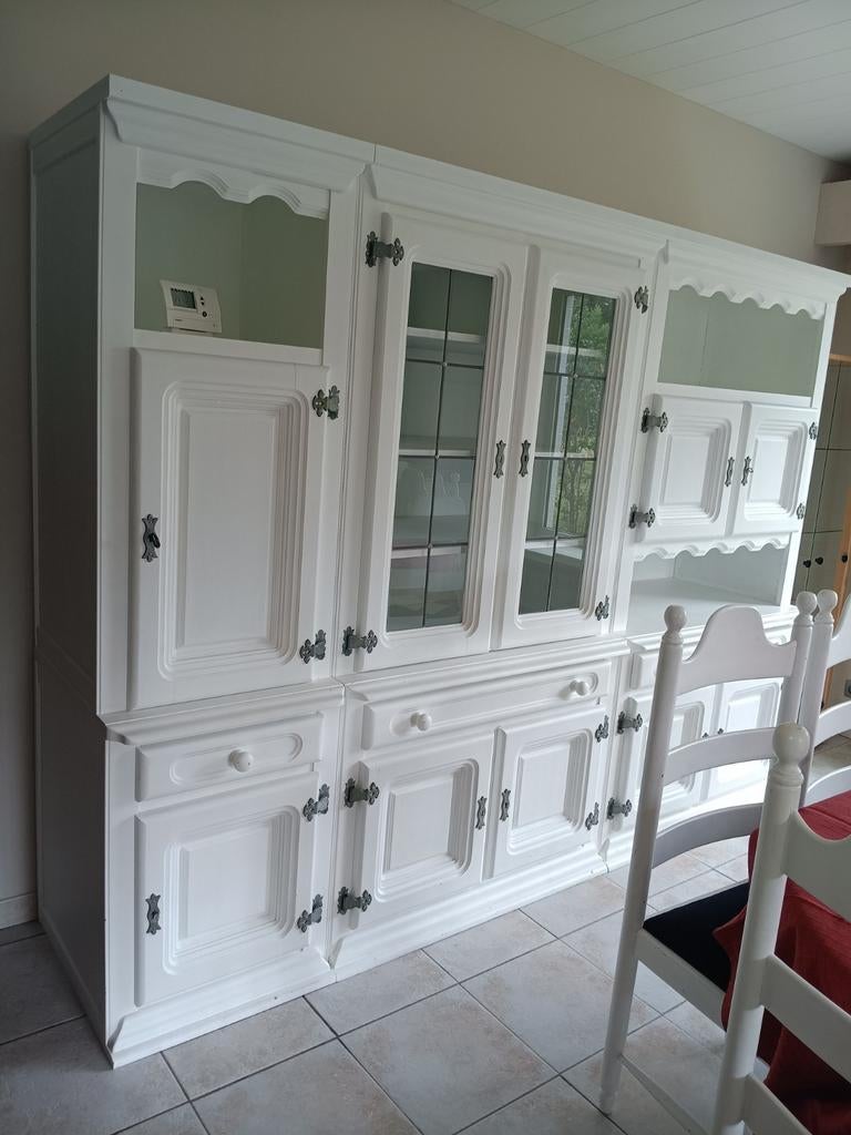 Witte landelijke eiken wandkast + stoelen en tafel, Enlèvement