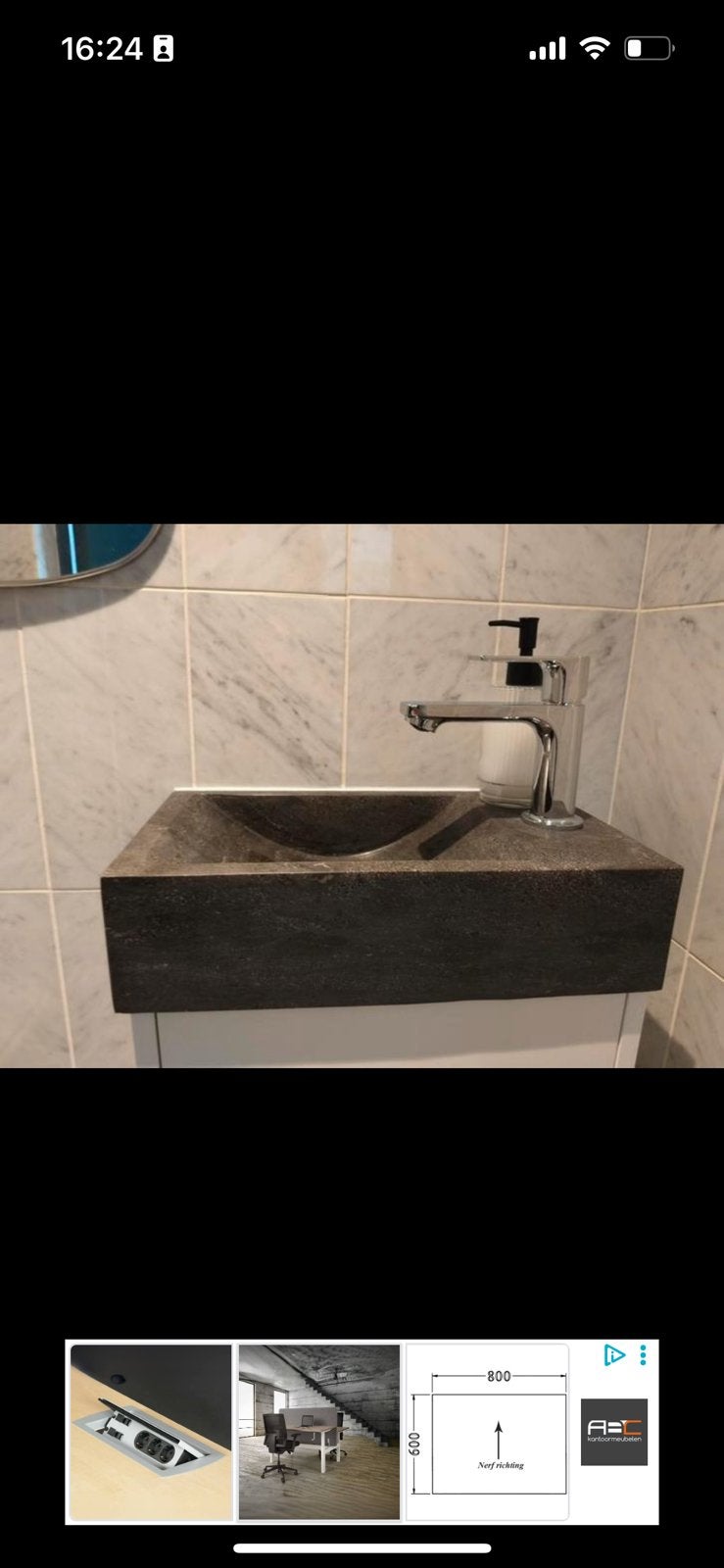 Handenwasser uit blauwe steen, Ophalen