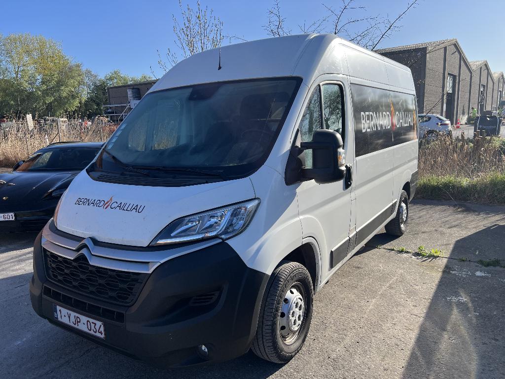 Citroën Jumper – 09/2020 – 171.000 km, Autos, Camionnettes & Utilitaires, Achat, Euro 6, Boîte manuelle, Noir