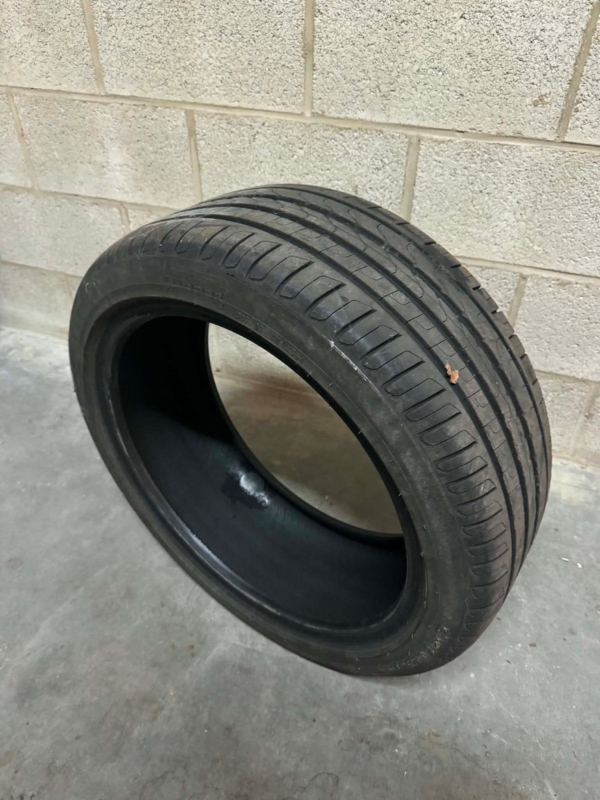 2 Pneus Pirelli été 215 / 45 R18 89V en très bon état, Pneus été, Enlèvement, Utilisé, Pneu(s)