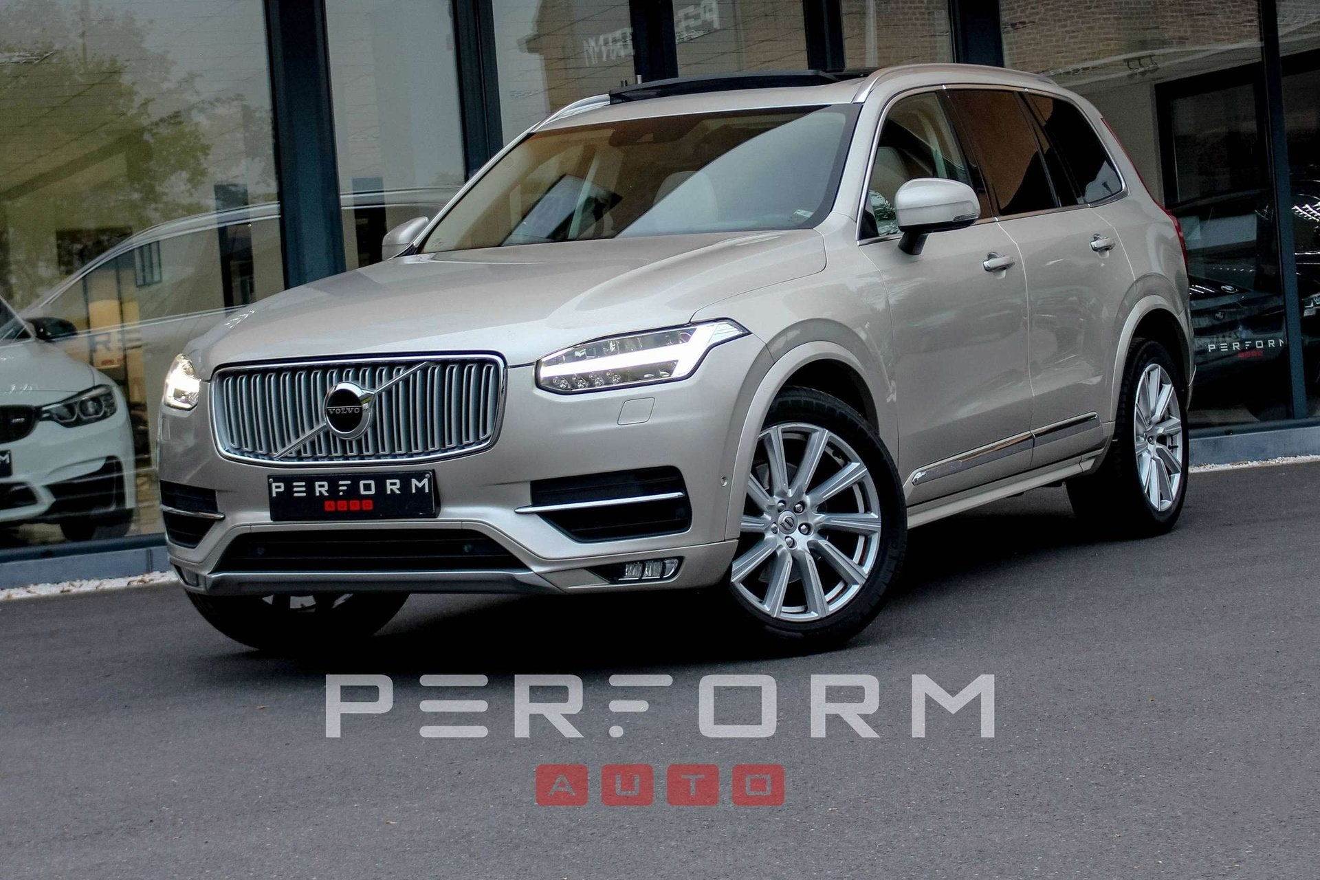 Volvo XC90 2.0d D5*4x4*7 ZIT*INSCRIPTION*B&WILKINS*, Auto's, Dealer onderhouden, Gebruikt, 1969 cc, 7 zetels