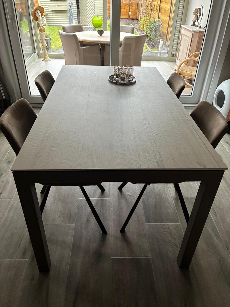 Design eettafelen 4stoelen, Huis en Inrichting, Tafels | Eettafels, Ophalen, Zo goed als nieuw