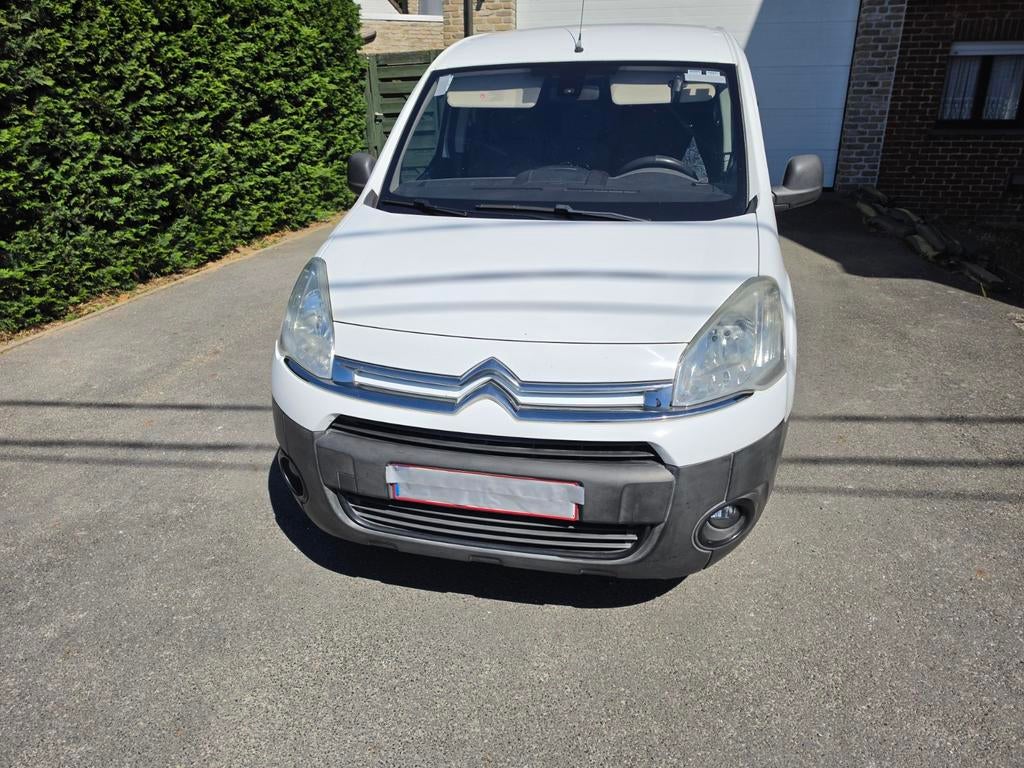 Te koop Citroën berlingo 1.6 hdi lichte vracht, Auto's, Automaat, Trekhaak, Citroën, Diesel