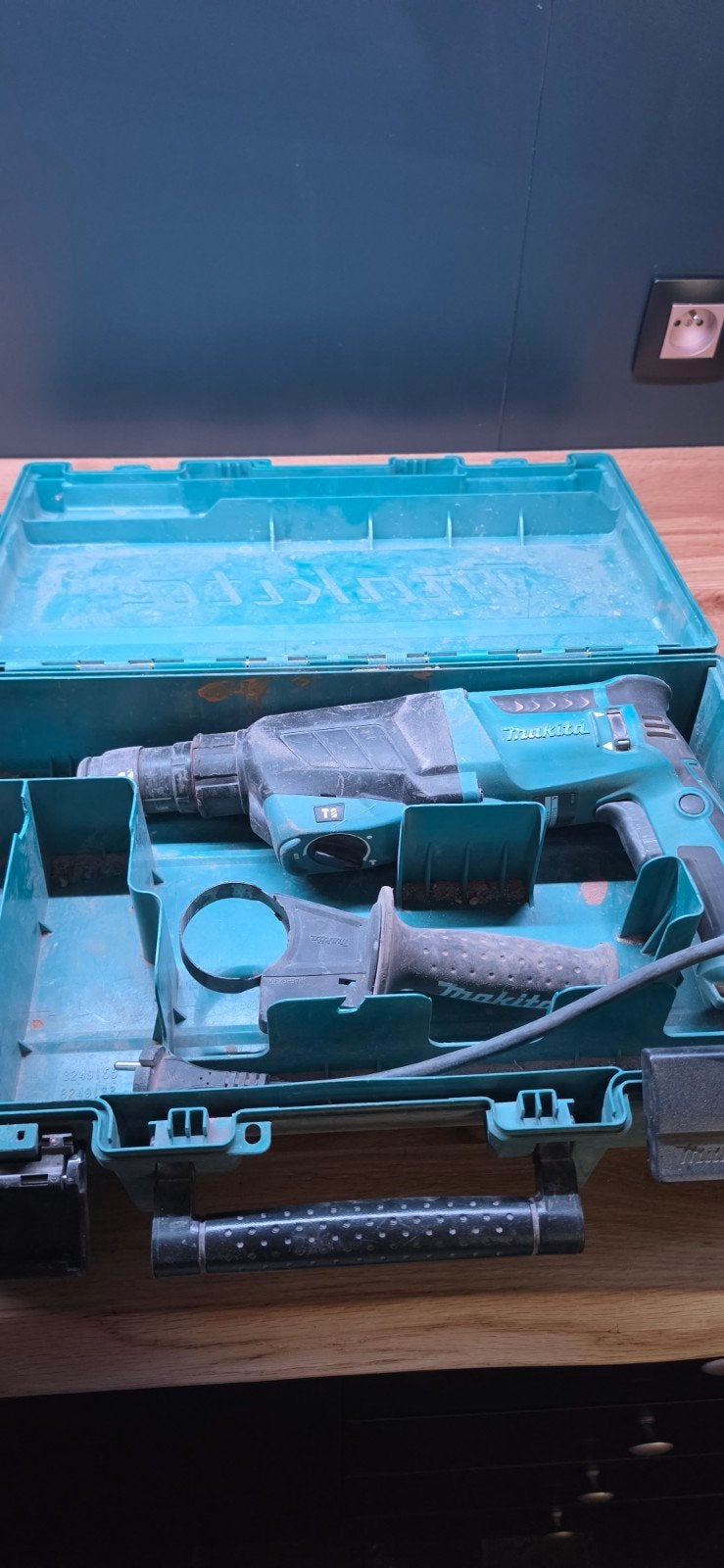 Makita  Combihamer, Doe-het-zelf en Bouw, Ophalen, Gebruikt, Makita