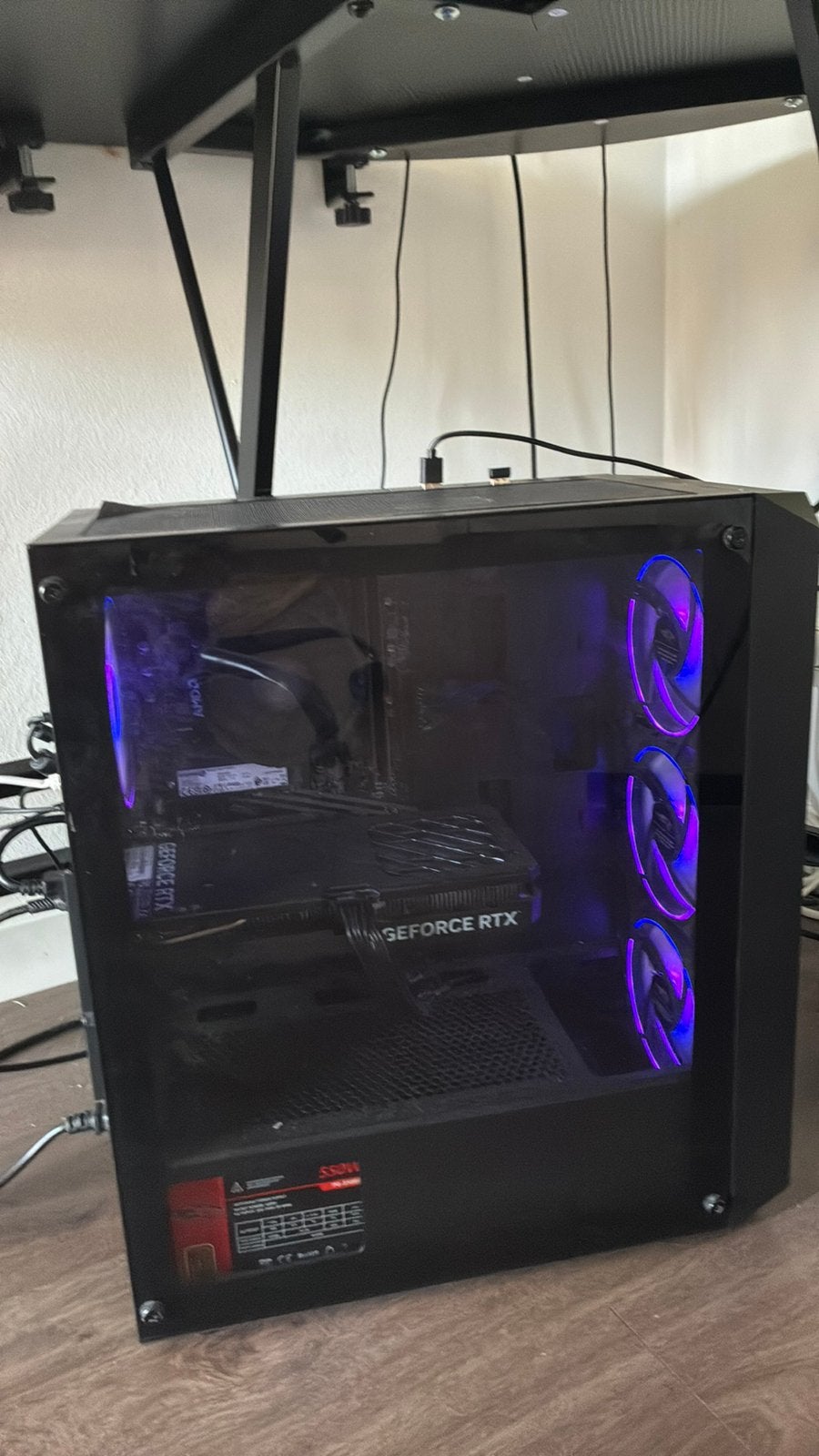 Vend pc gaming prix negociable, Computers en Software, Desktop Pc's, Ophalen, Zo goed als nieuw, Gaming, SSD