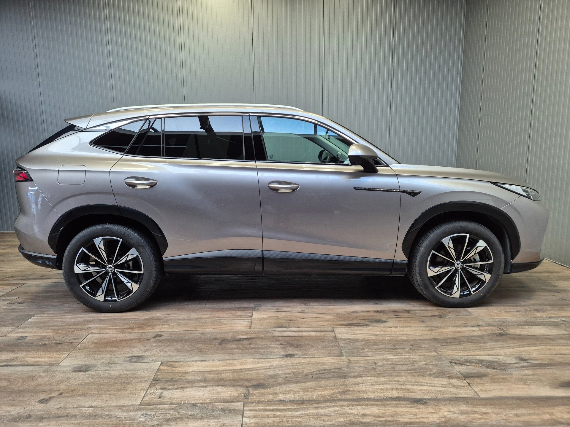 MG HS 1.5Turbo 170pk Luxury Automaat, Autos, Argent ou Gris, Achat, Euro 6, Entreprise