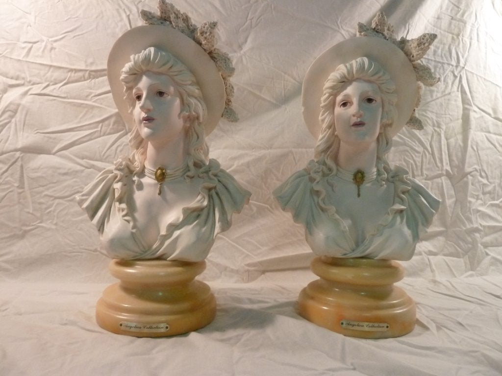 2 X VROUWEN BUSTES, Ophalen, Buste, 20 - 50 cm