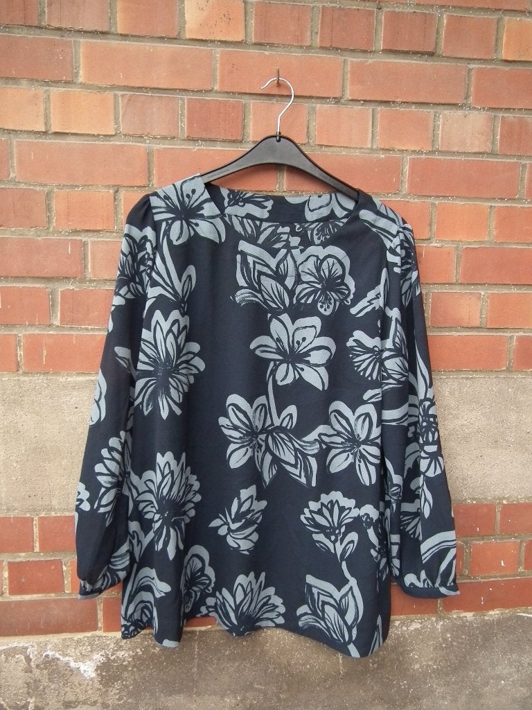Blouse pour femme. taille 3 (Paprika) état impeccable, Vêtements | Femmes, Taille 42/44 (L), Comme neuf, Paprika, Bleu