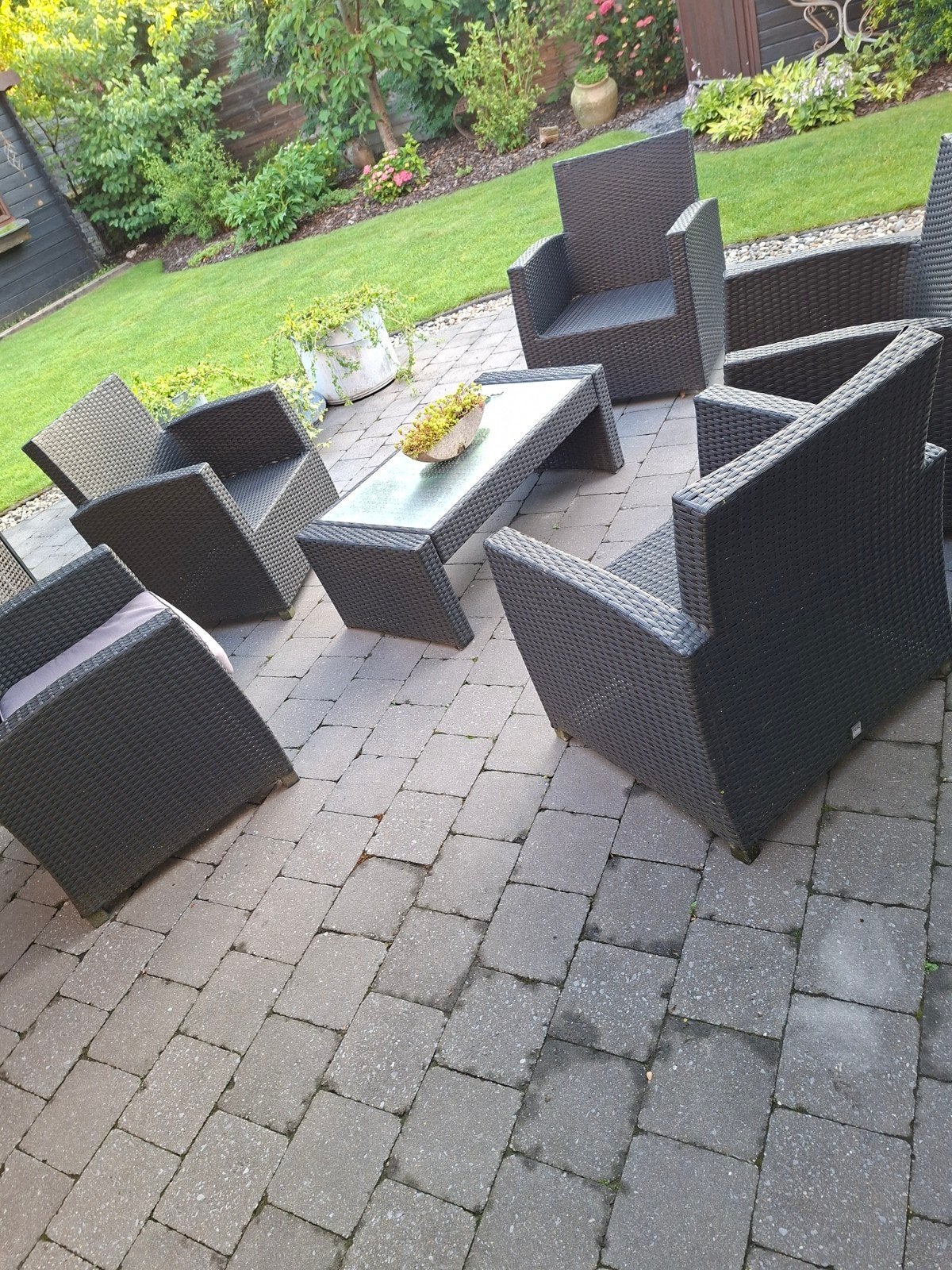 Tuin   salon  kussens inbegrepen, Ophalen