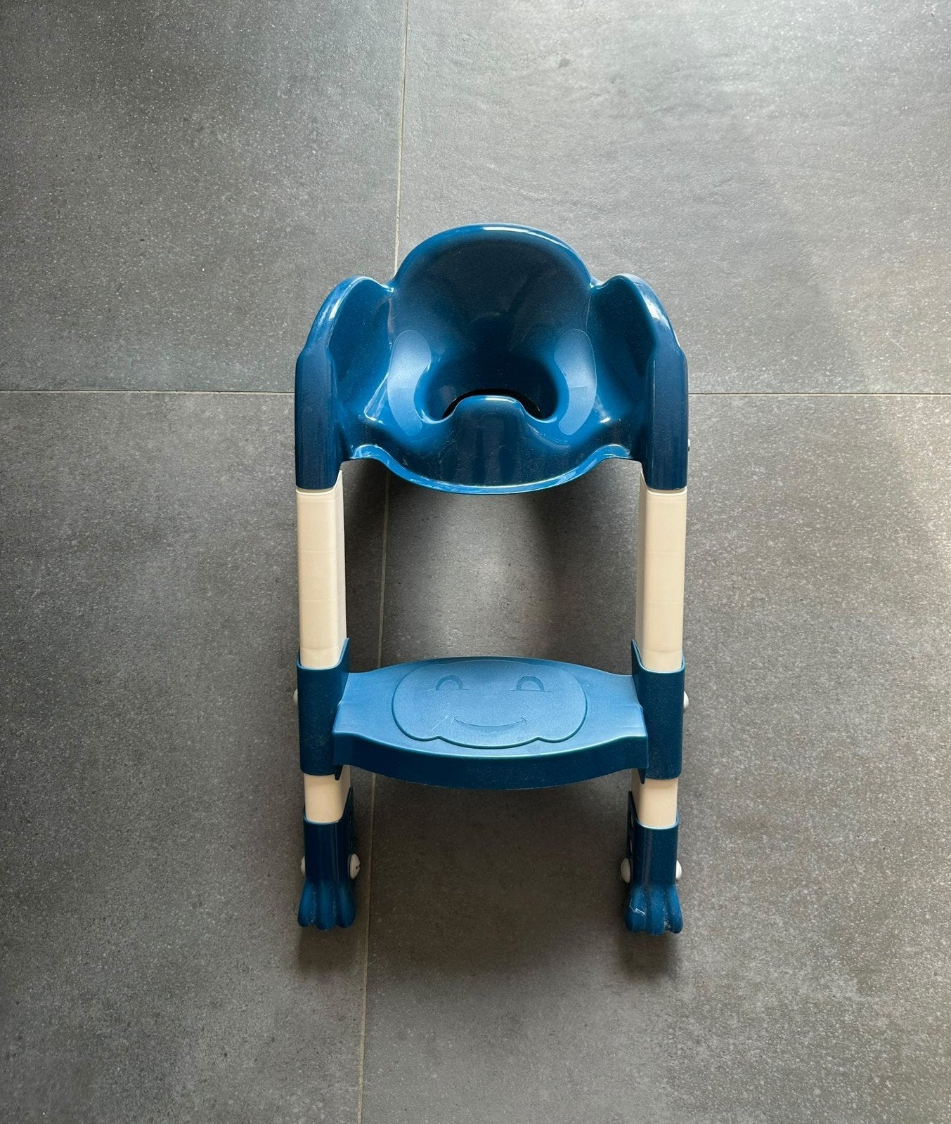 Lot bébé/enfant : baignoire, chaise haute et 2 réducteurs WC, Enlèvement