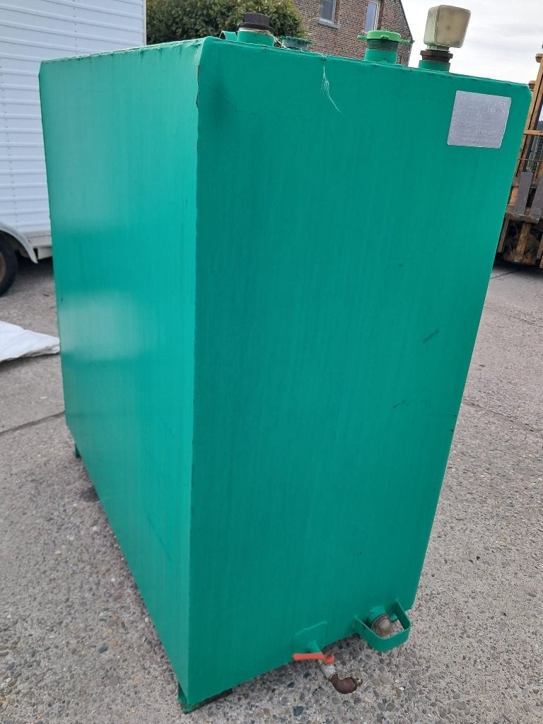 Mazouttank 1600 liter dubbelwandig met onderaan kraantje, Ophalen