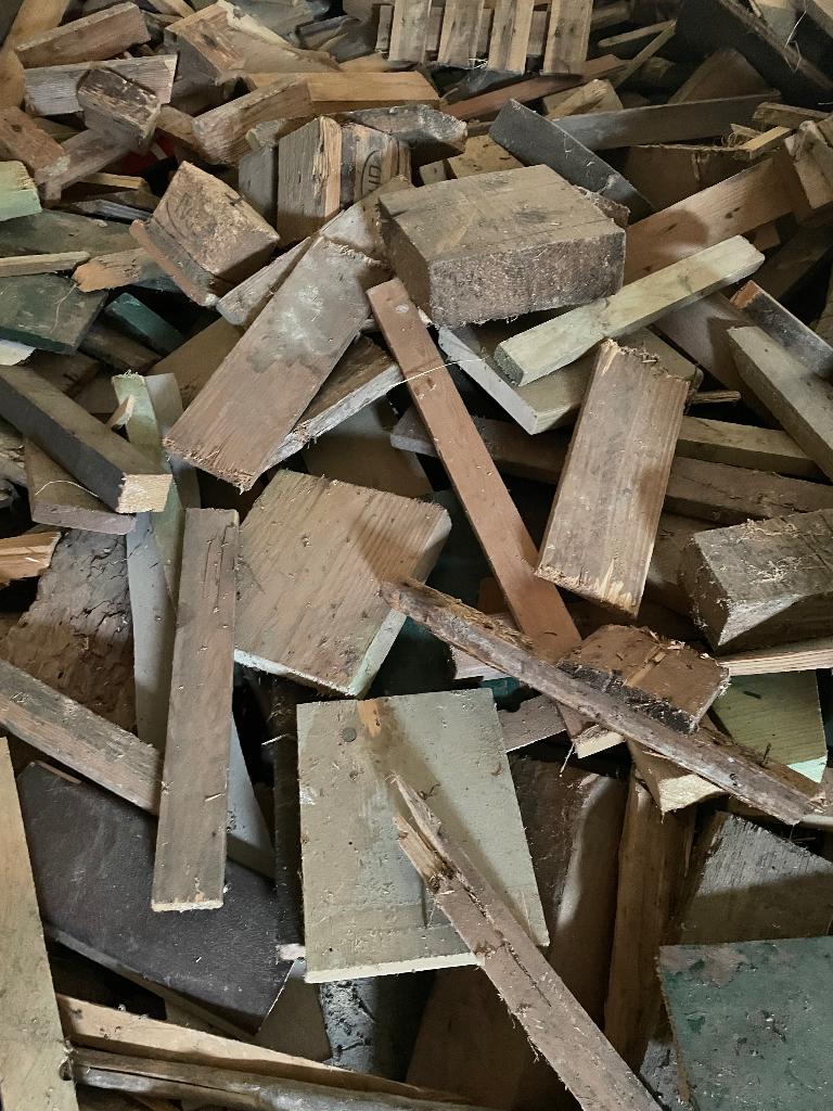 Gezaagd palletten hout 20m3, Jardin & Terrasse, Bois de chauffage, 6 m³ ou plus, Enlèvement, Autres essences de bois, Branches