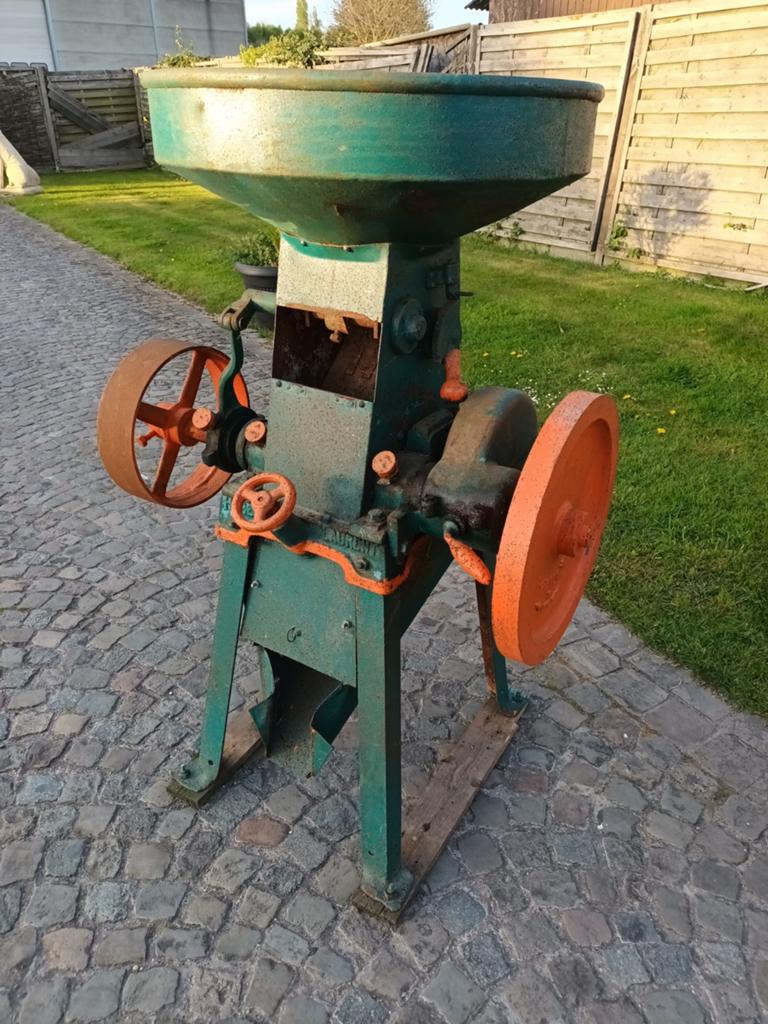 Graanmolen pletmolen, Ophalen