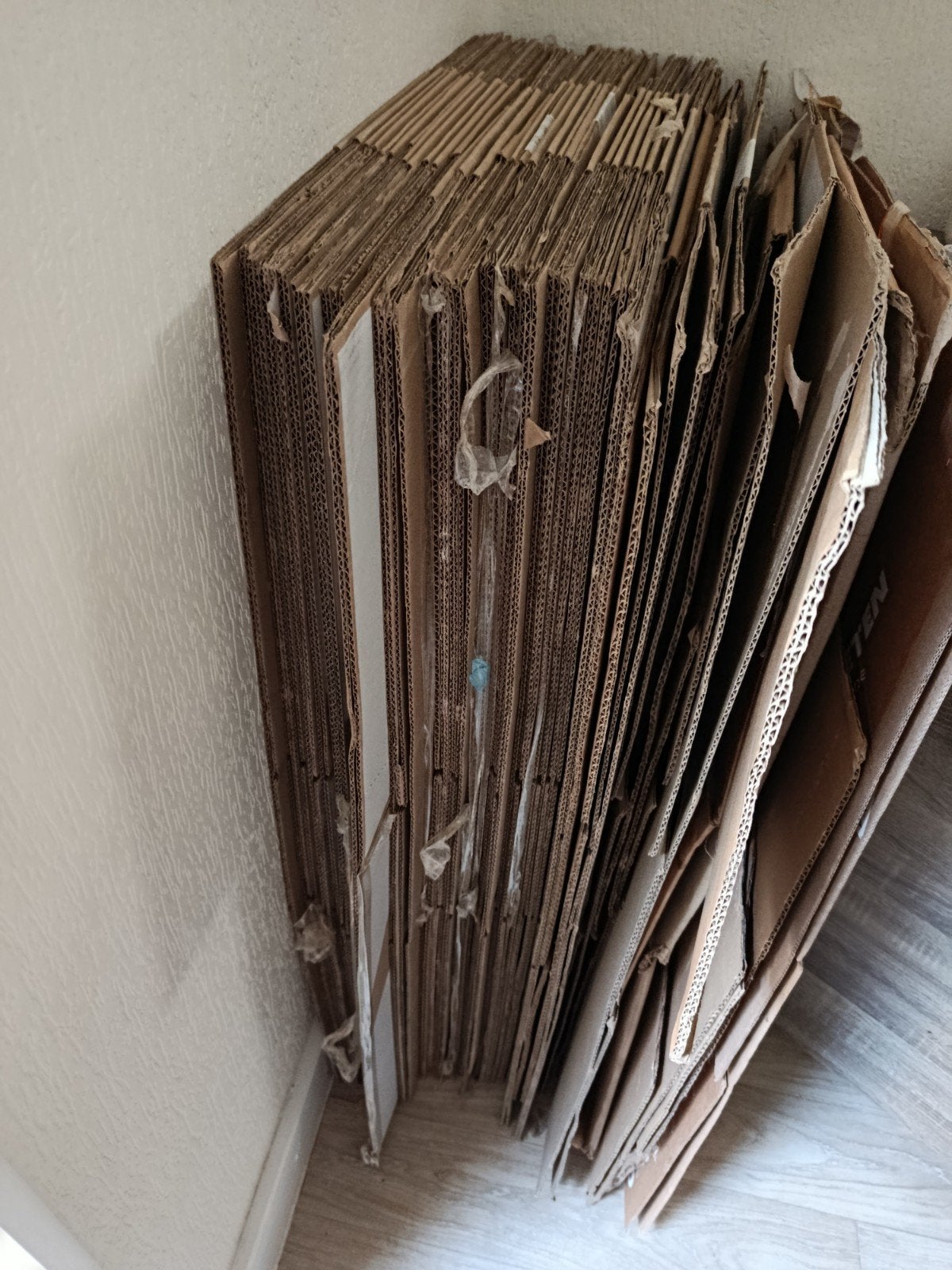 Cartons vides à donner