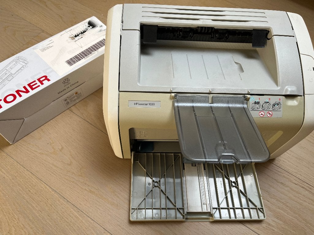 HP LaserJet 1020 met extra toner, Computers en Software, Ophalen, Zwart-en-wit printen, Gebruikt, Printer