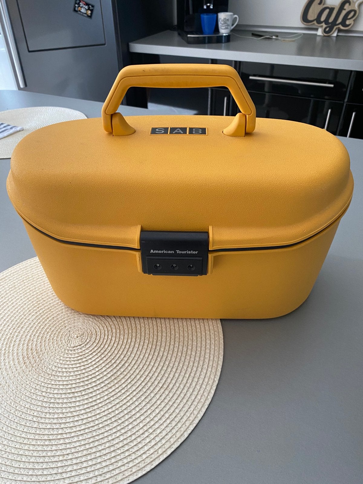 Beauty case american tourister, Bijoux, Sacs & Beauté, Jaune, Avec miroir(s), Enlèvement, Utilisé