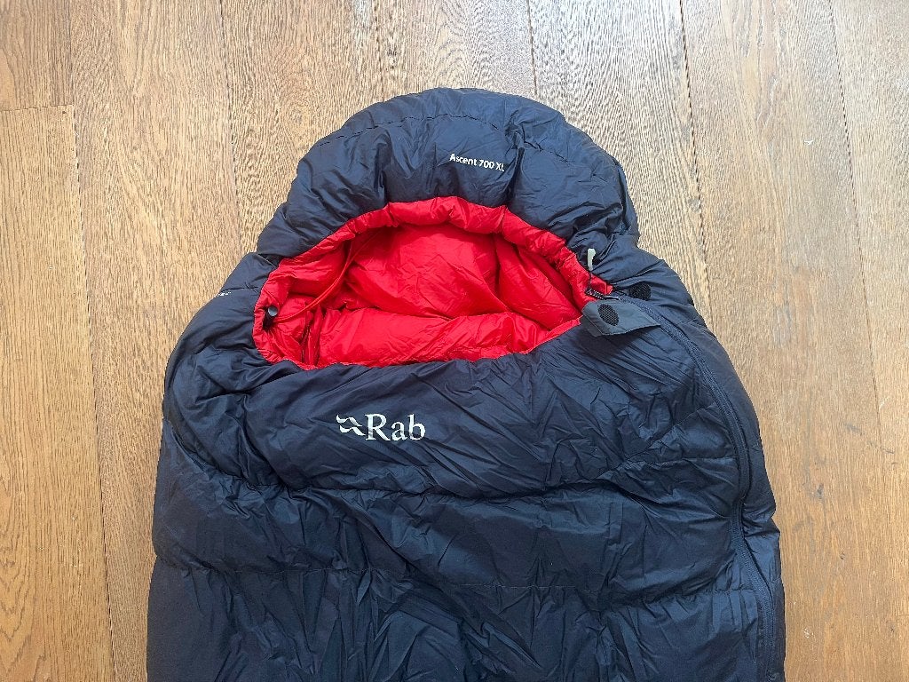 Rab Ascent 700 XL donzen slaapzak, Ophalen, Zo goed als nieuw