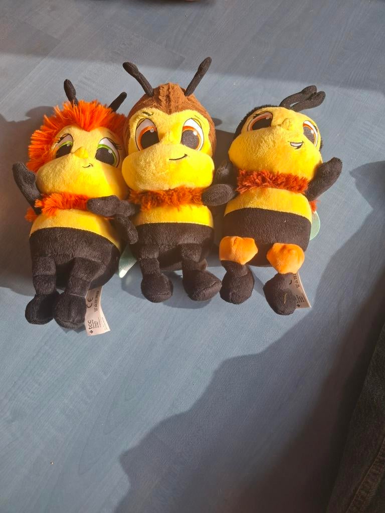 Des câlins d'abeilles., Neuf, Jaune, Enlèvement ou Envoi, Moyen (20 à 80 cm)