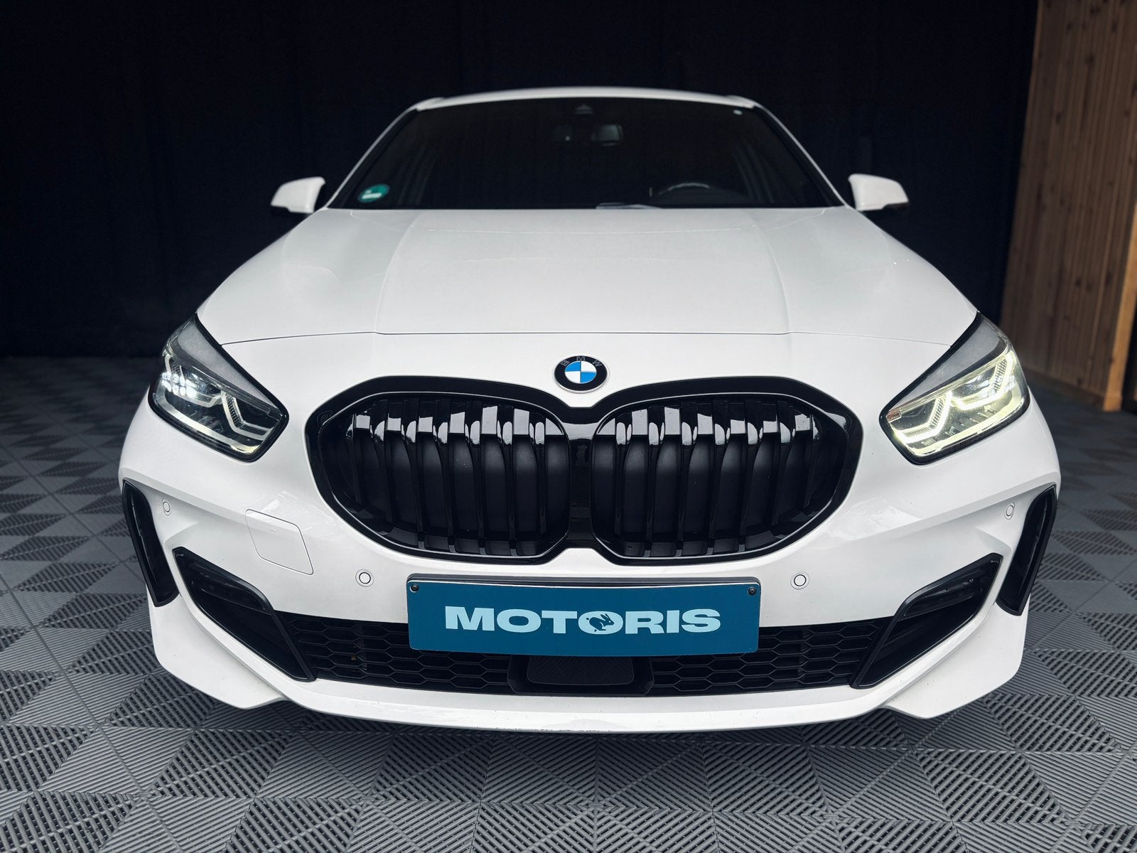 BMW 1er 118i M Sport, Autos, Cuir, Essai à domicile, Achat, https://public.car-pass.be/vhr/