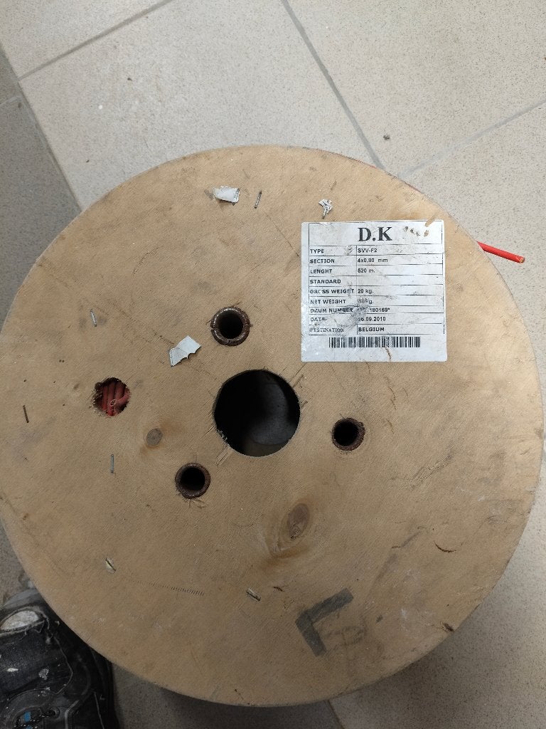 Kabel SVV 4x0,8  F2, Ophalen, Nieuw, Overige merken, Kabelhaspel