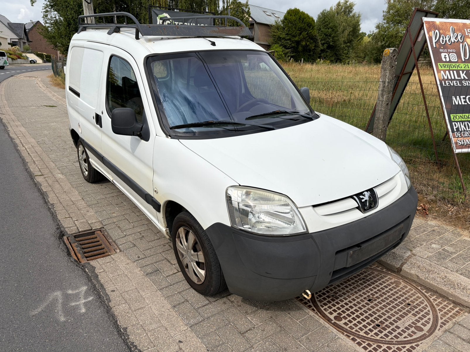 Peugeot Partner, Voorwielaandrijving, Stof, Zwart, 4 cilinders