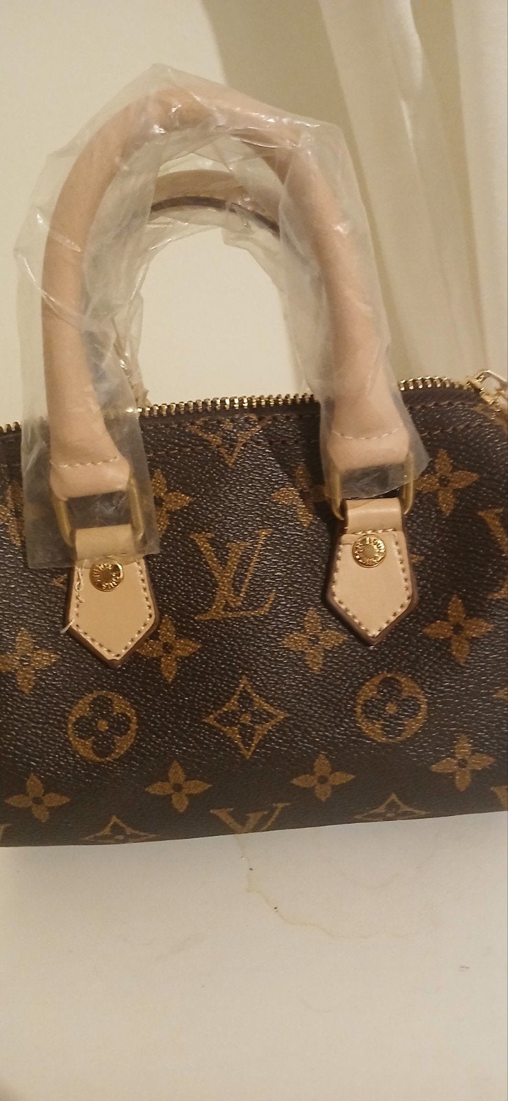 Handtas dames LV louis vuitton, Handtassen en Accessoires, Tassen | Damestassen, Ophalen, Zo goed als nieuw, Bruin, Handtas