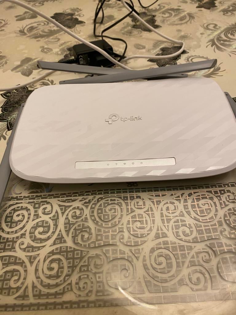 TP-Link WiFi Router met 4 antennes Sterk en stabiel internet, Ophalen of Verzenden, Zo goed als nieuw, Router