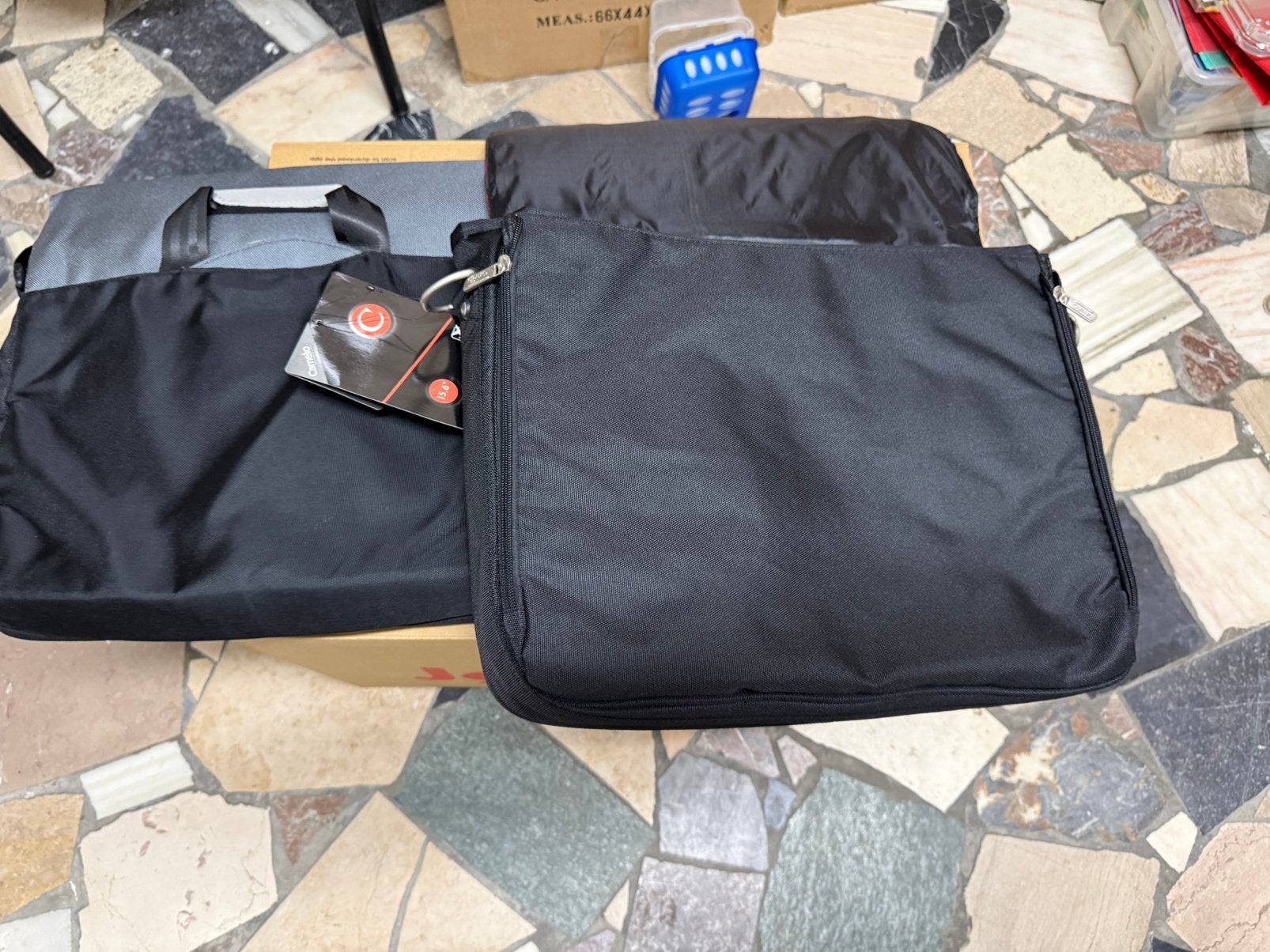 NIEUWE TABLETTASSEN290 SACS TABLETTE NEUFS GROOTHANDEL / LOT, Enlèvement, Comme neuf