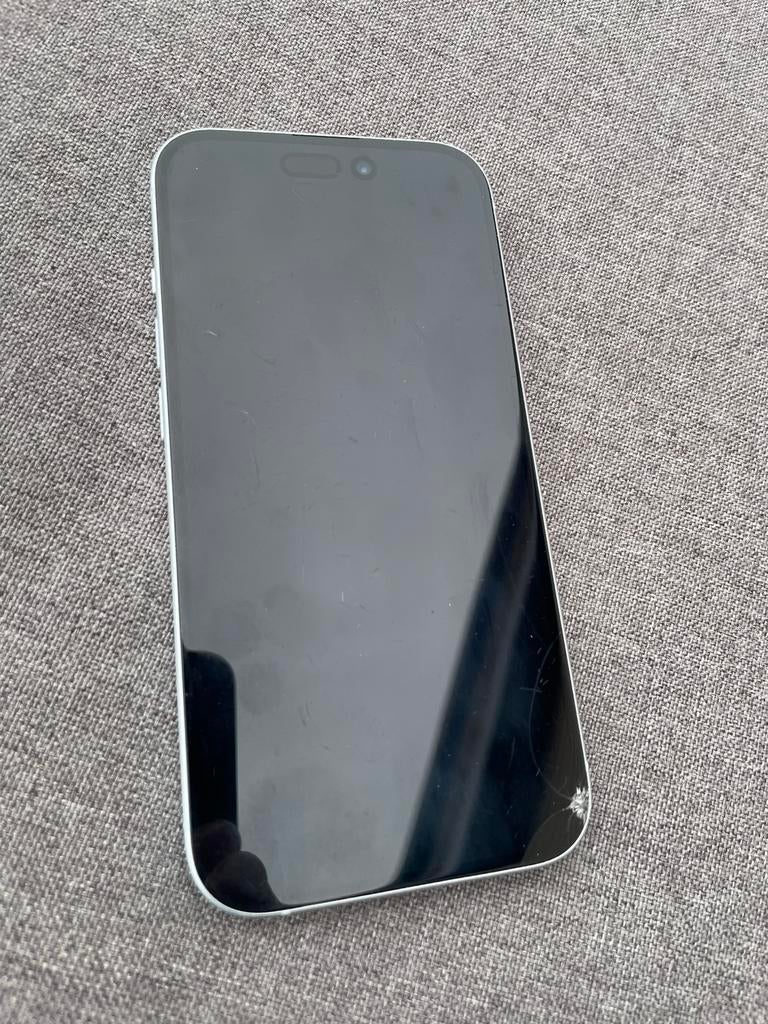 Iphone 15, 128GB, gebarsten, Telecommunicatie, Mobiele telefoons | Apple iPhone, Ophalen, Zo goed als nieuw, IPhone 15