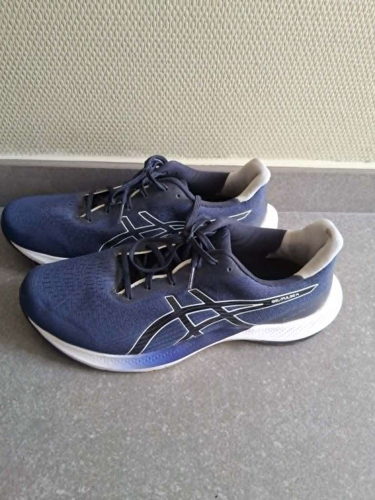 Loopschoenen heren ASICS maat 45, Ophalen, Hardloopschoenen, Zo goed als nieuw, Hardlopen