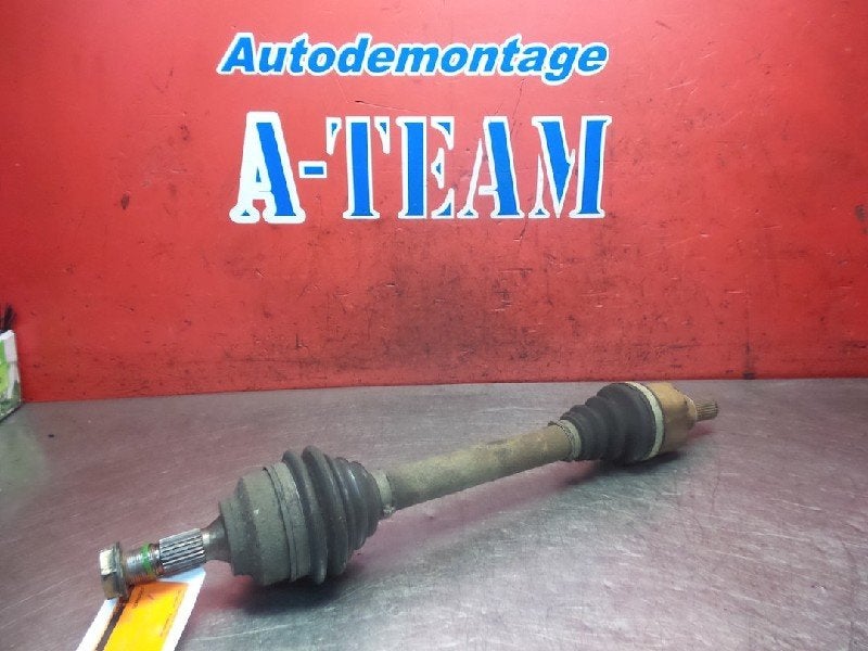 AANDRIJFAS LINKS VOOR Peugeot 307 (3A / C/D), Kontakt-peugeot@peugeot.com, Gebruikt, Peugeot Deutschland GmbH, Bahnhofsplatz
65423  Rüsselsheim, DE