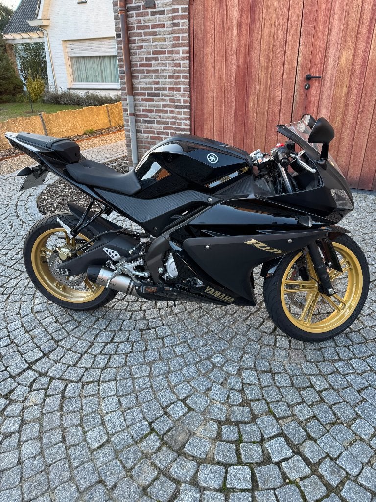 Yamaha YZF-R 125, Motos, Occasion, 1 cylindre, 125 cm³, Jusqu'à 11 kW