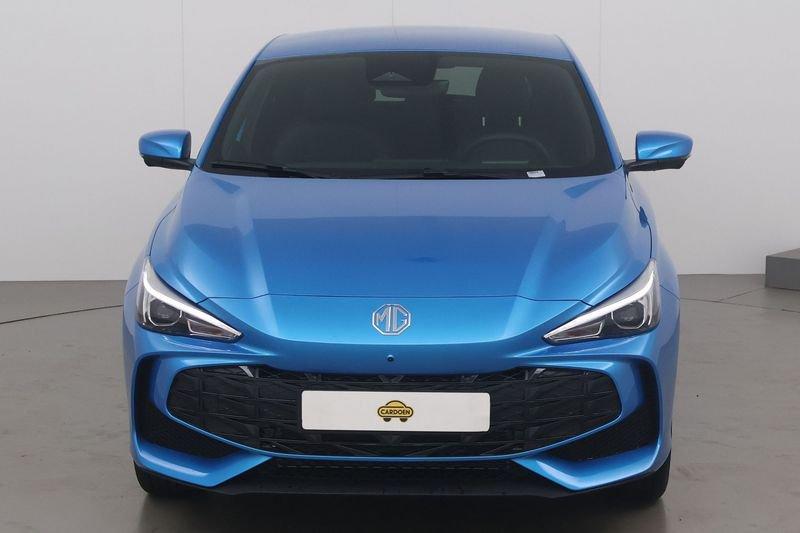 MG MG 3 1.5 luxury 195 AT, Automaat, 75 kW, 4 cilinders, 2 kWh
