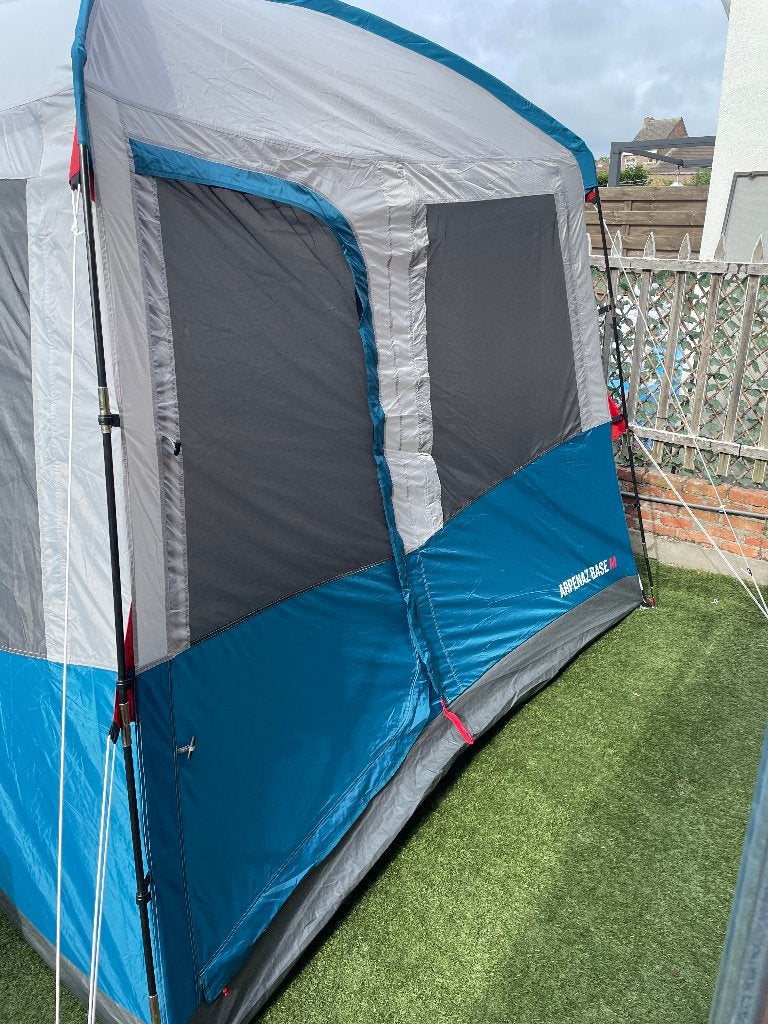 Quechua Arpenaz Base tent, Enlèvement, Utilisé, Jusqu'à 6