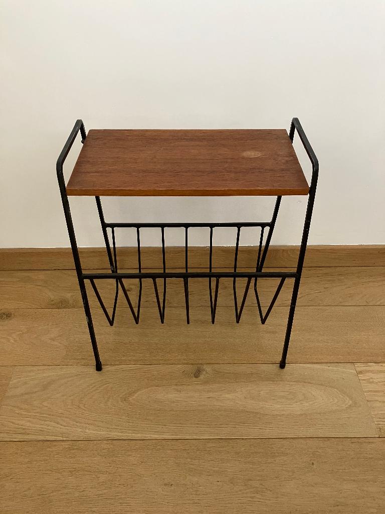 Kleine vintage bijzettafel, Ophalen