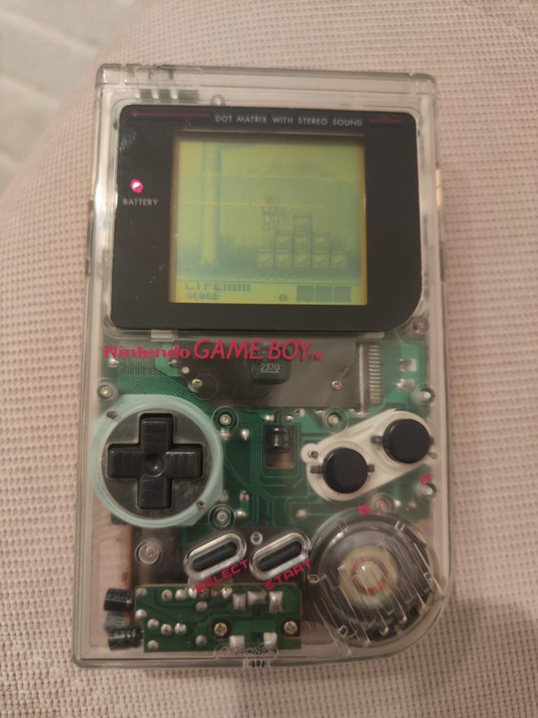 1 gameboy fat transparente. Tres tres propre sauf ecran