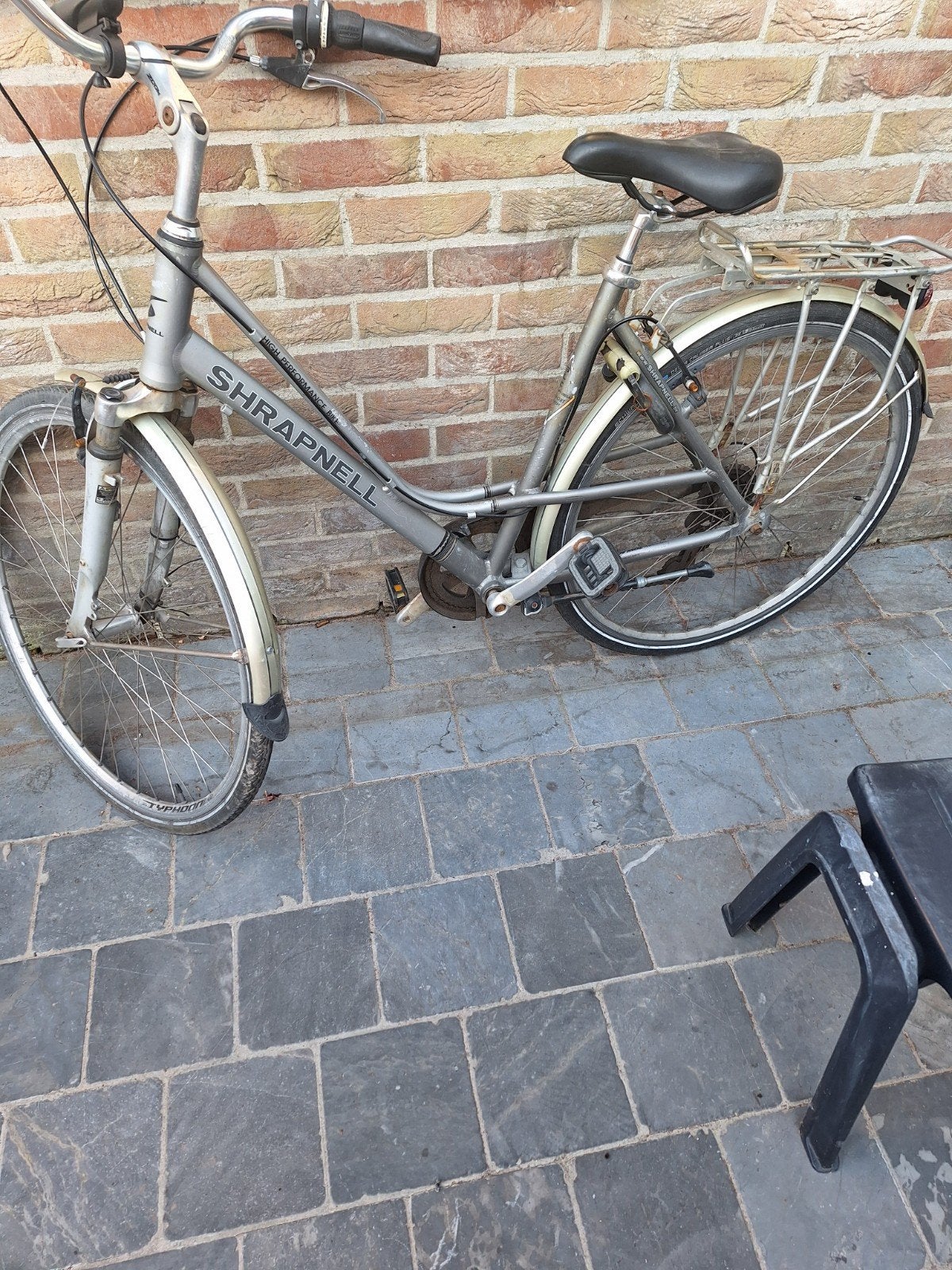 Damesfiets scharpnell, Ophalen