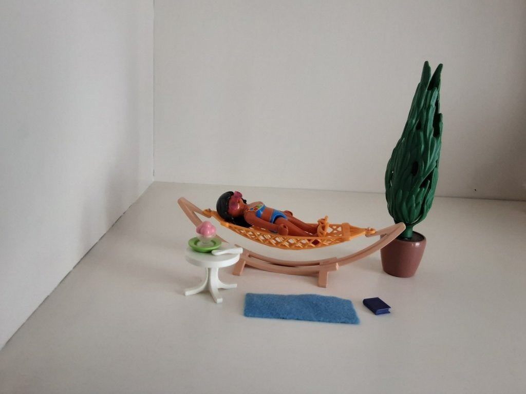 Playmobil femme dans un hamac sur la plage, Enfants & Bébés, Jouets | Playmobil, Enlèvement ou Envoi, Comme neuf, Kit complet