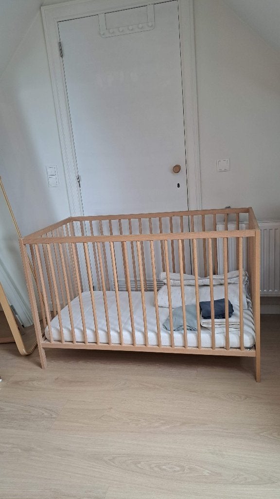 Lit bébé IKEA SINGLAR, matelas, tour de lit, Enlèvement, Comme neuf, Lit
